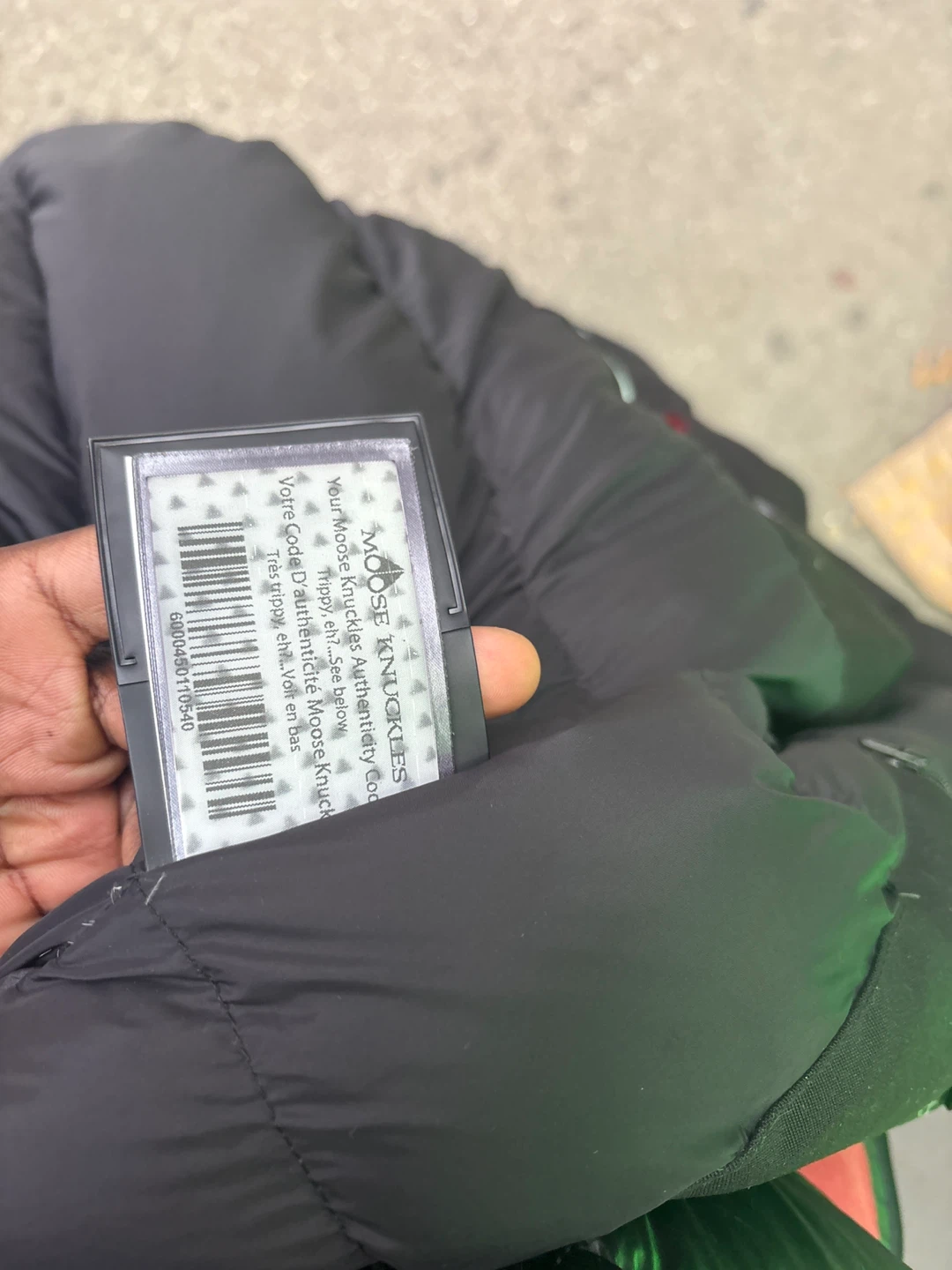 Moose Knuckles Black Down Puffer Jacket - photo 3