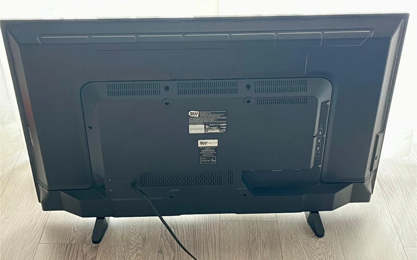 Toshiba 43" 43L200U Full HD LED TV - photo 3