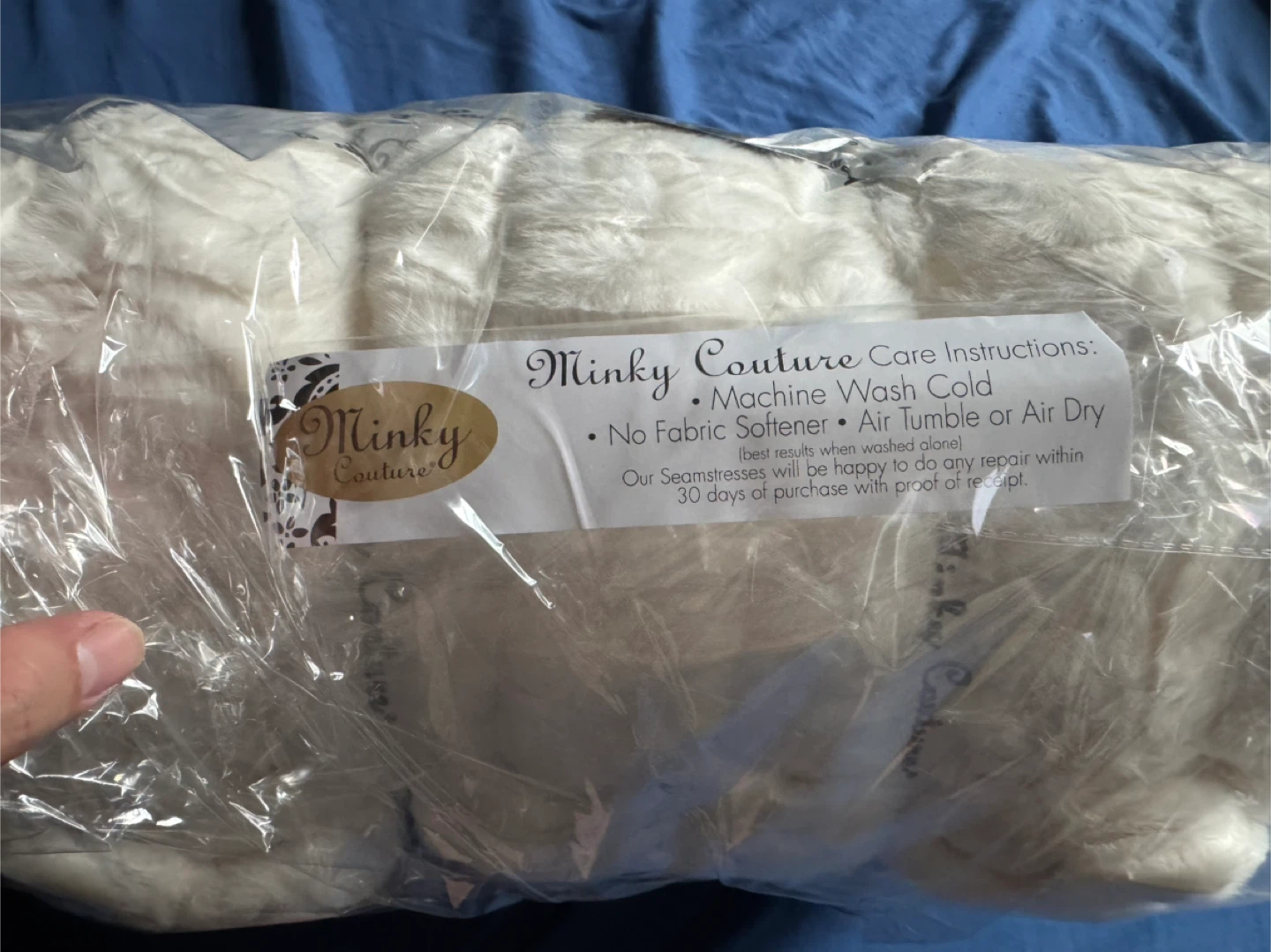 Minky Couture Grande Plush Blanket - Cream - photo 2
