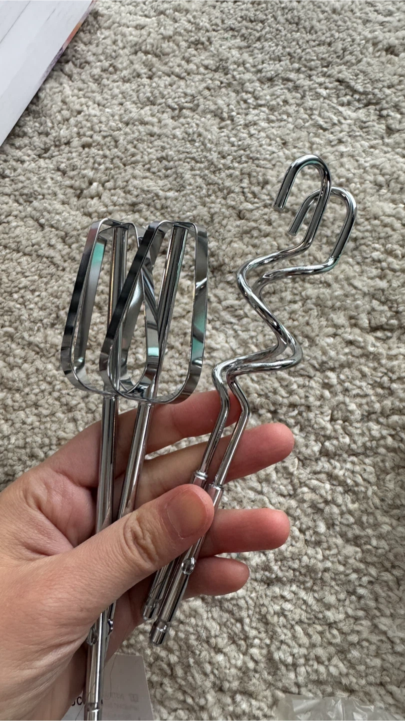 Super Hand Mixer 7 Speed - Includes Dough Hooks & Whiskers - photo 4