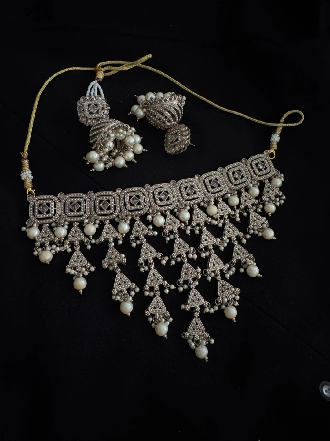 Traditional/Indian Choker Necklace with Earrings and Tikka