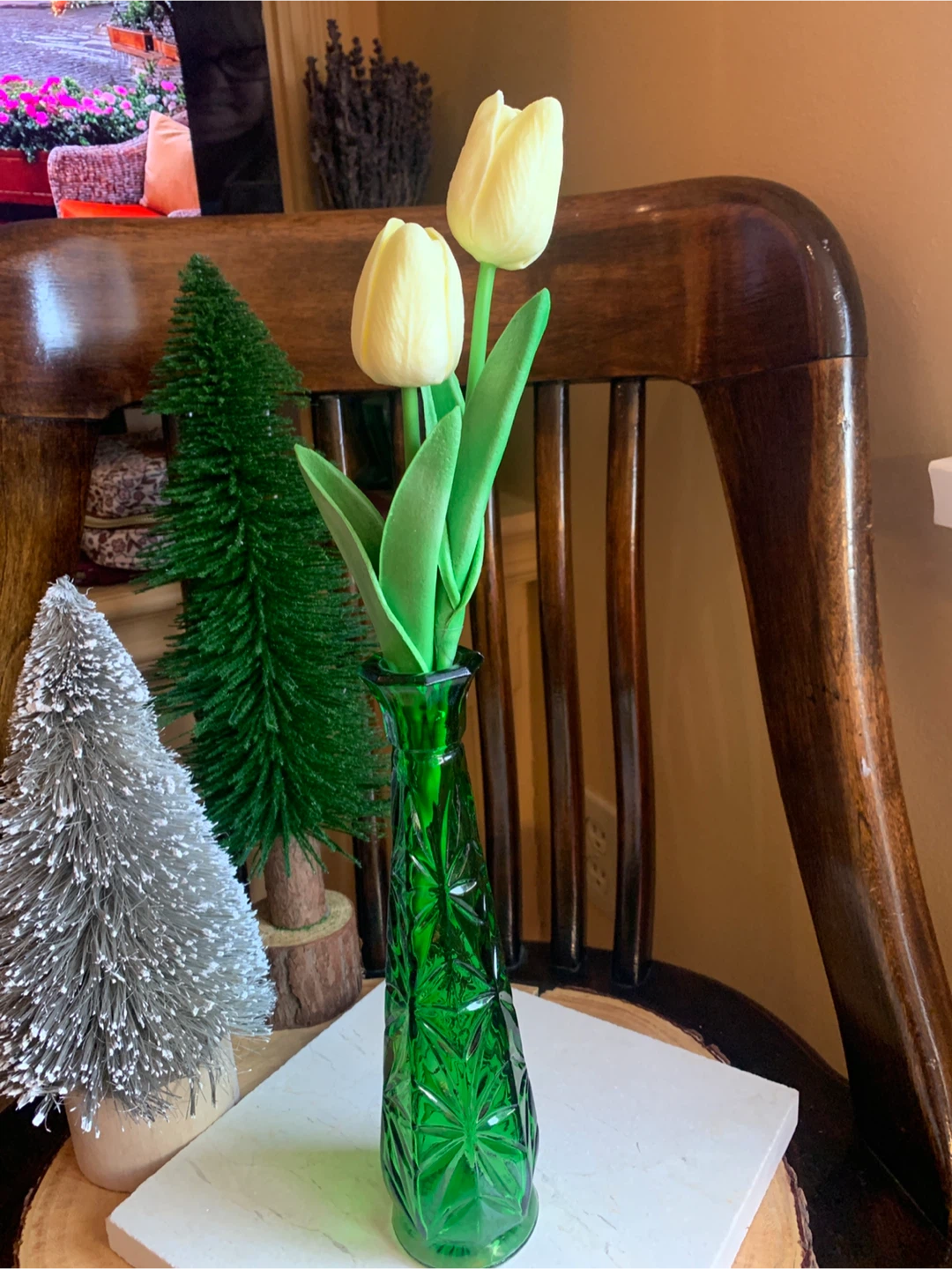 Vintage Emerald Green Glass Bud Vase