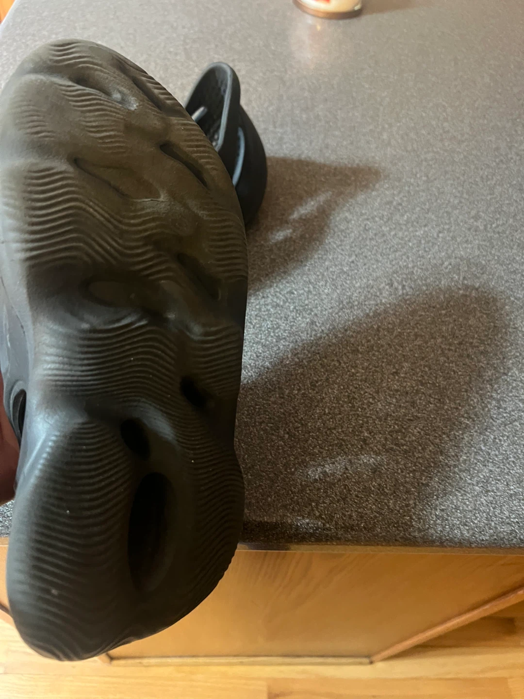 Adidas Yeezy Foam Runner "Onyx" Size 10 - photo 2