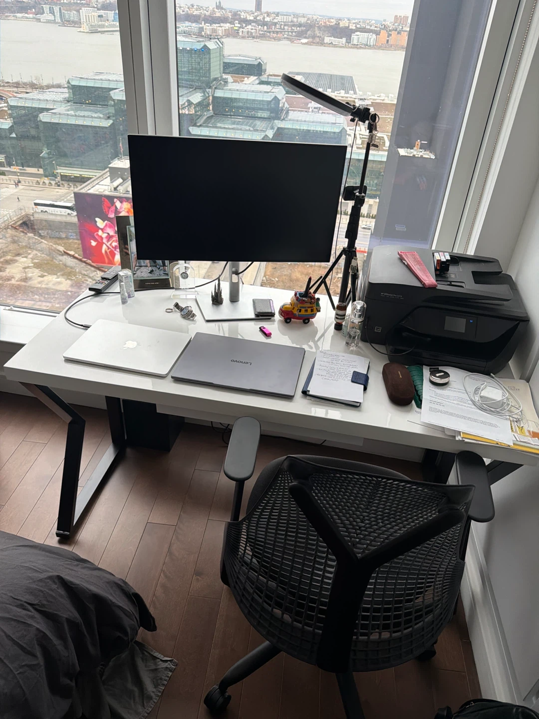 White Modern Desk with Black Frame - photo 2
