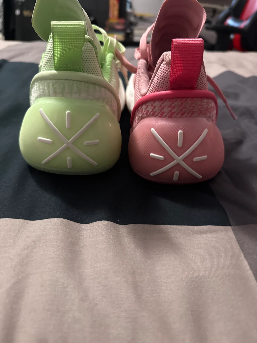 Li-Ning Way of Wade Basketball Shoes - Neon Green & Pink - photo 2