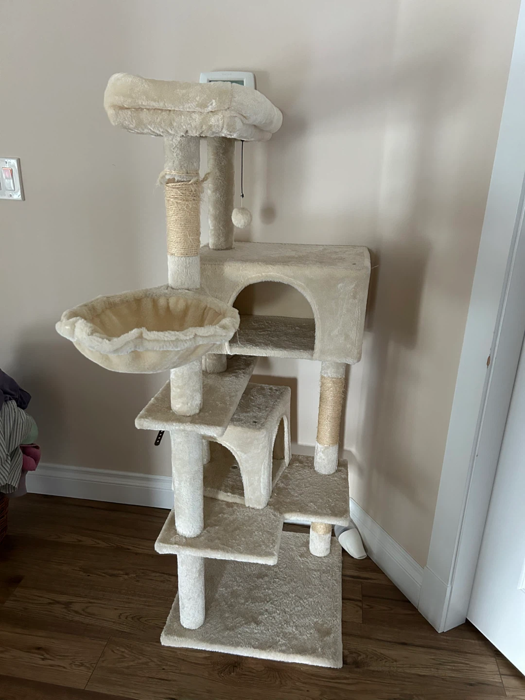 Multi-Level Cat Tree with Scratching Posts