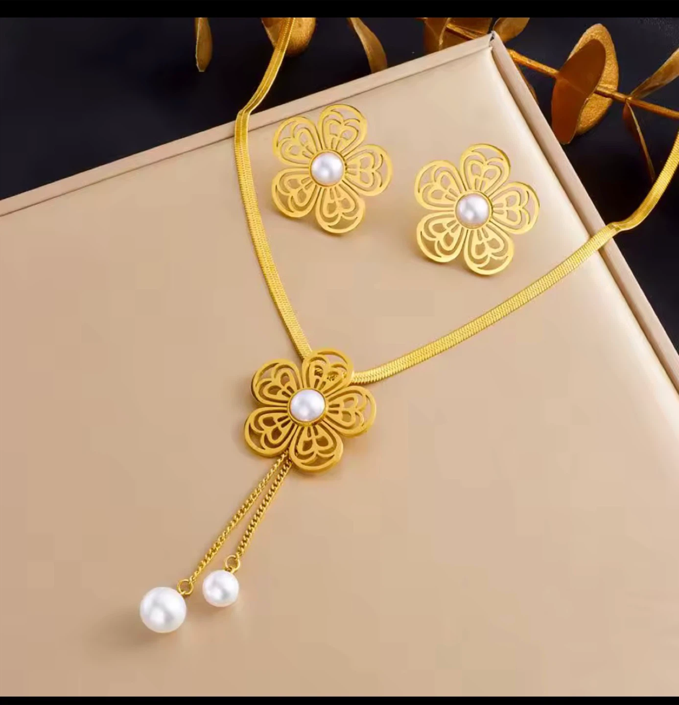18k gold plated stainless steel set