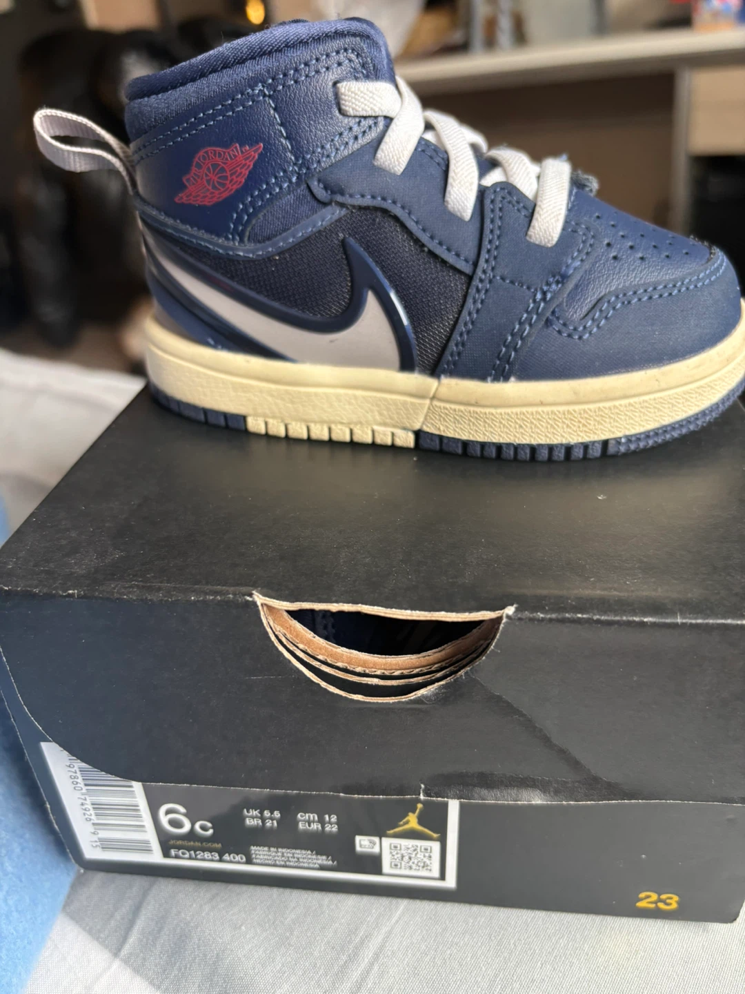 Jordan 1 Mid SE TD Navy Blue Toddler Shoes 6c