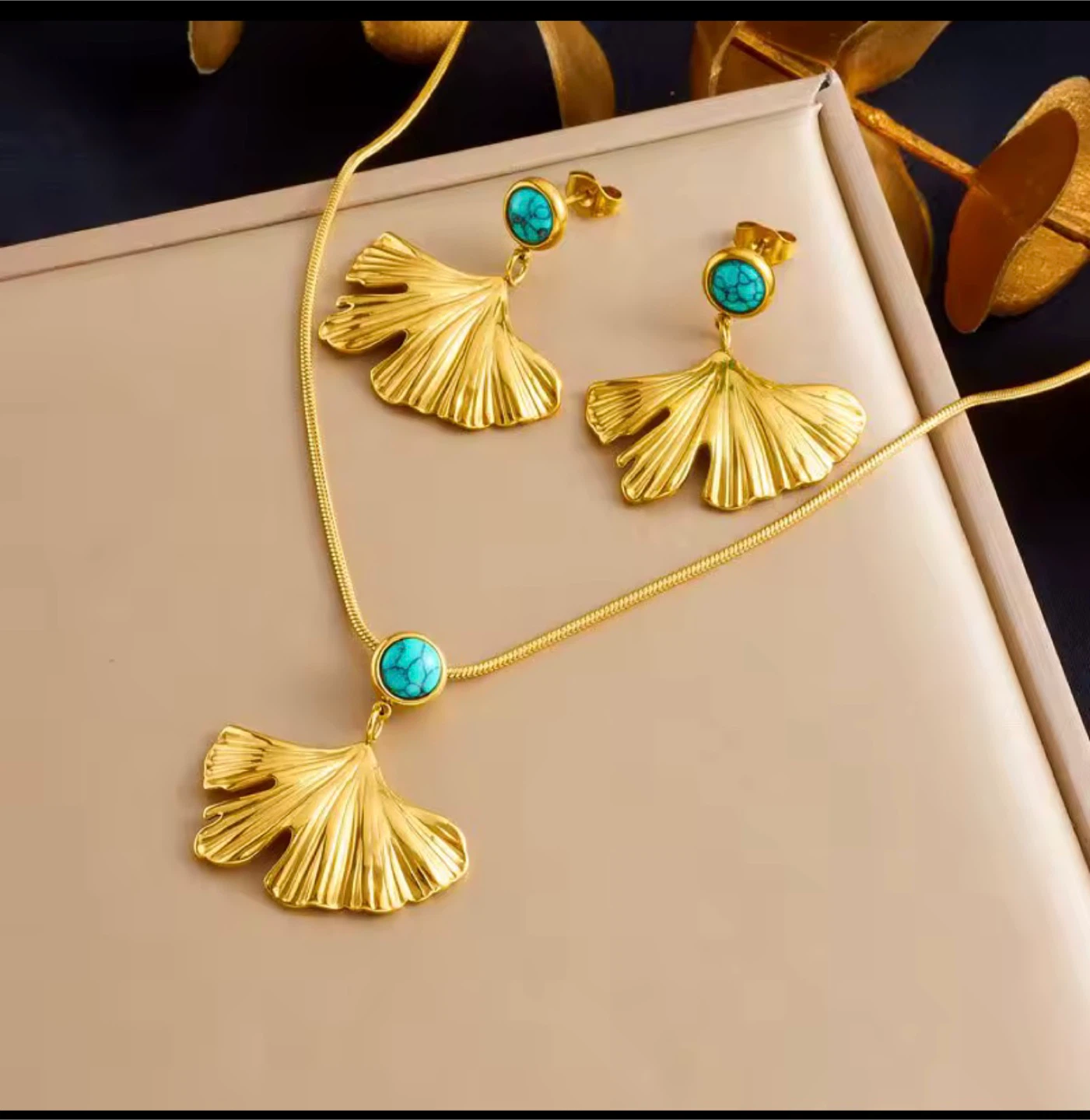 18k gold plated stainless steel set