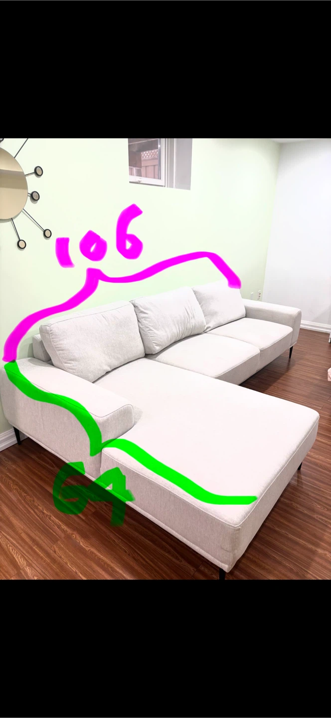 Structube Sectional sofa “Bromont”106”X64”-like new - photo 2