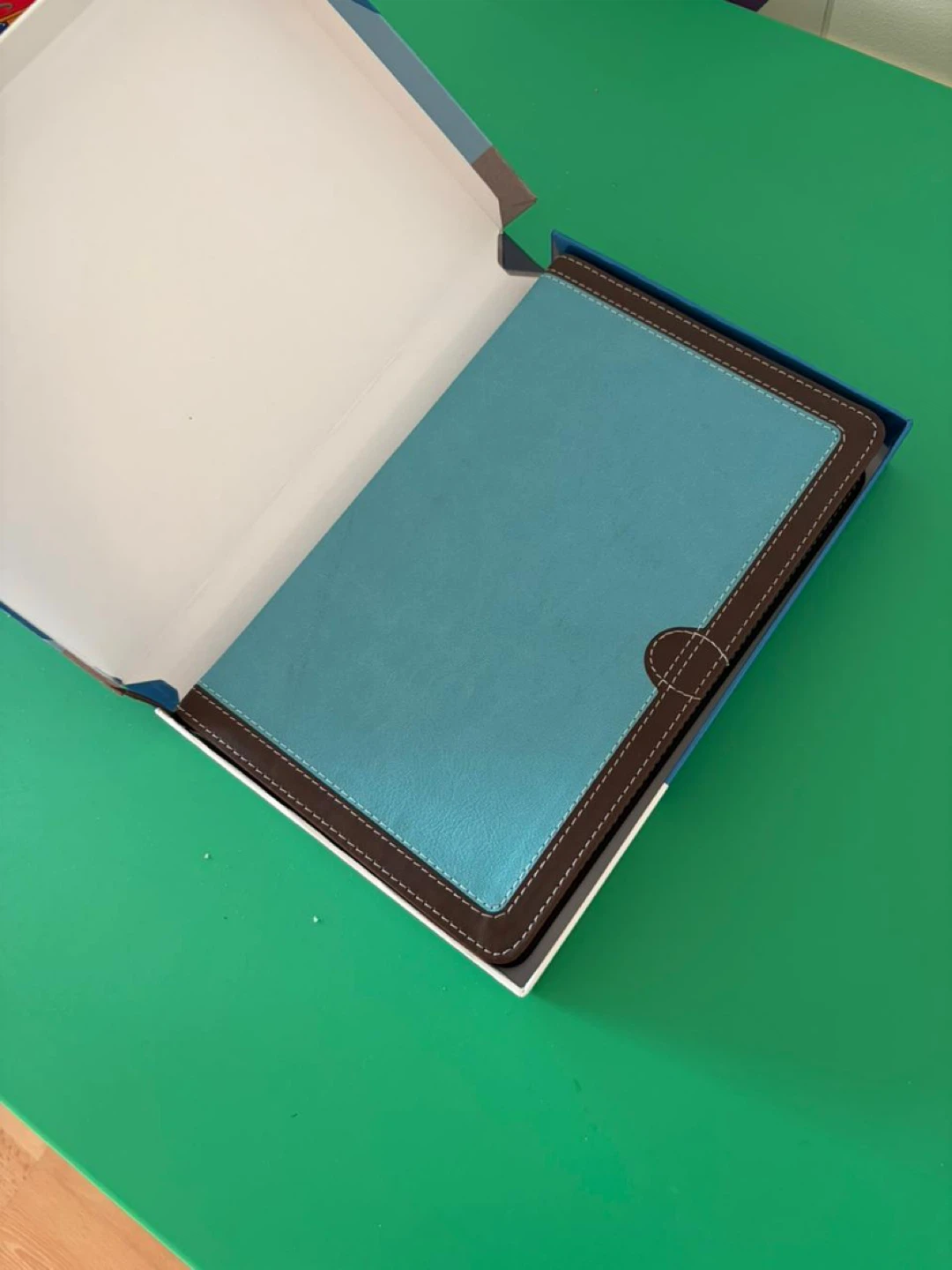 Free Bibles – NIV Thinline & Holy Bible - photo 3