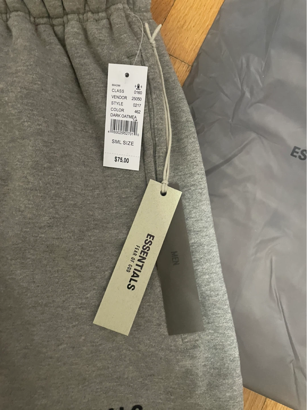 Fear of God Essentials Sweat Shorts Grey Size SML - photo 2