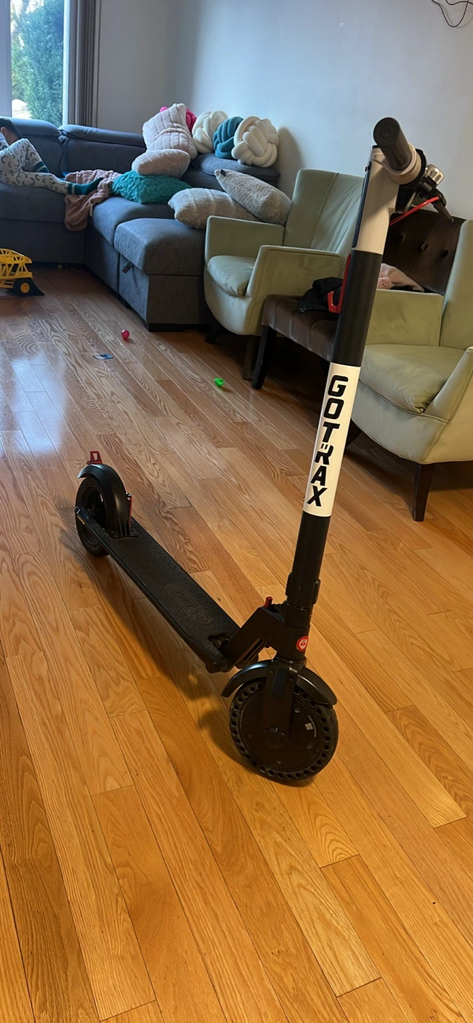 Gotrax GLX V2 - photo 4