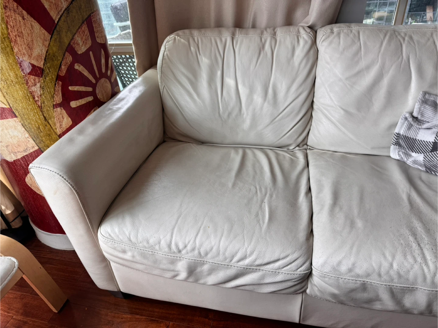 Cream Leather Loveseat Sofa - photo 5