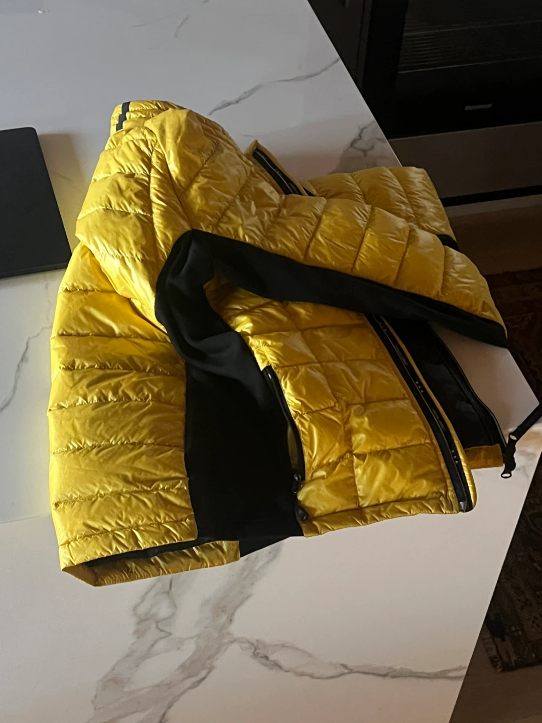 Canada Goose October's Very Own Puffer Jacket M/M Yellow - photo 2