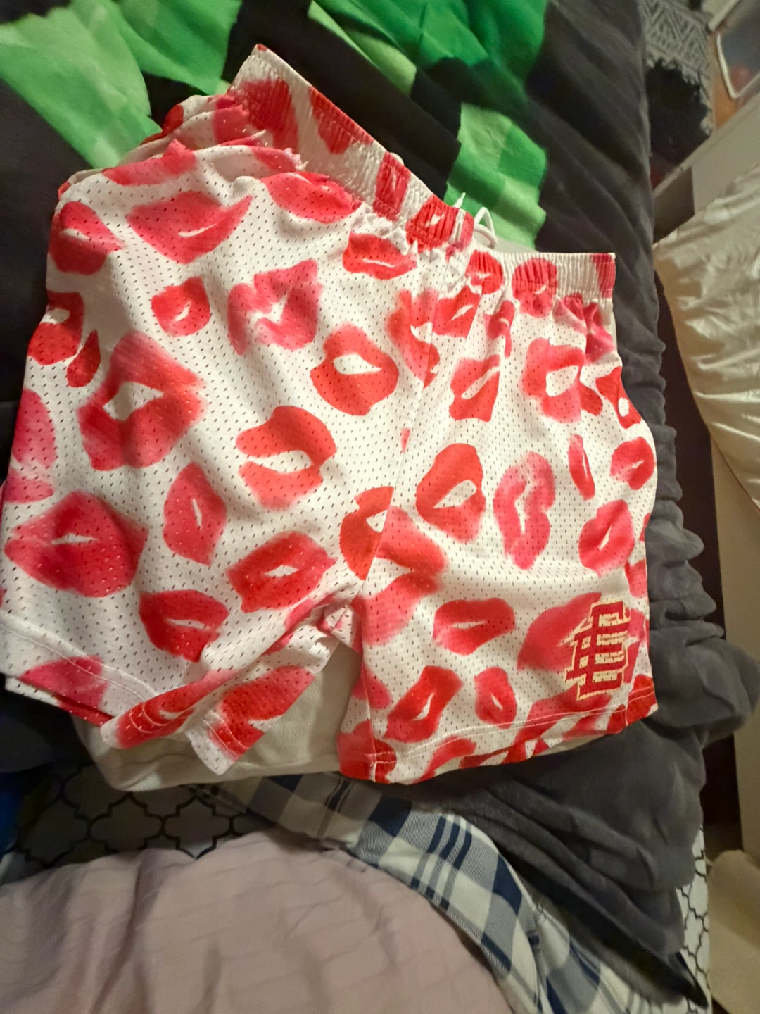 Eric Emmanuel white chun shorts