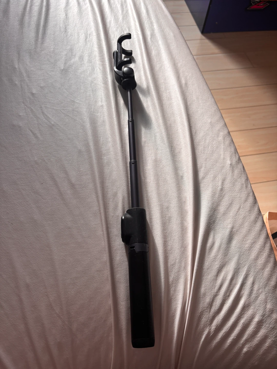Black Selfie Stick Tripod with Remote - photo 3