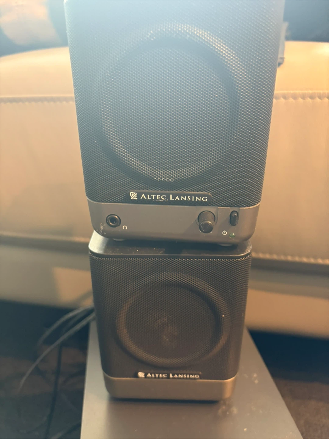 Altec Lansing 221 , 3 way speaker system - photo 3