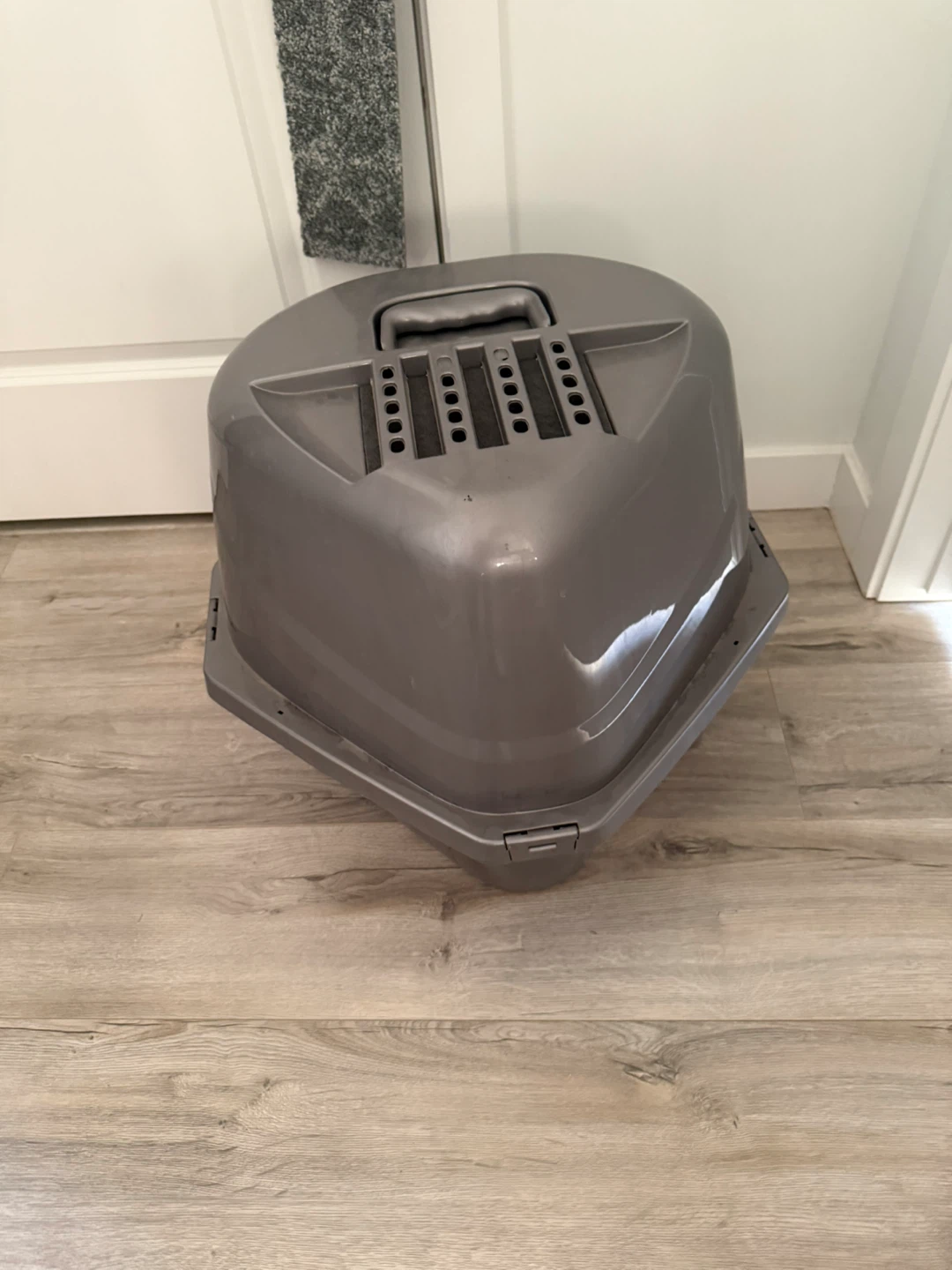 Corner Litter Box with lid In Grey - photo 4