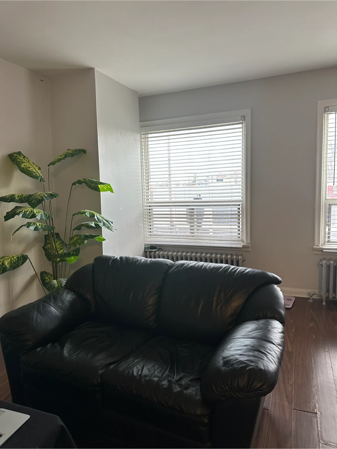 2 seater leather sofa