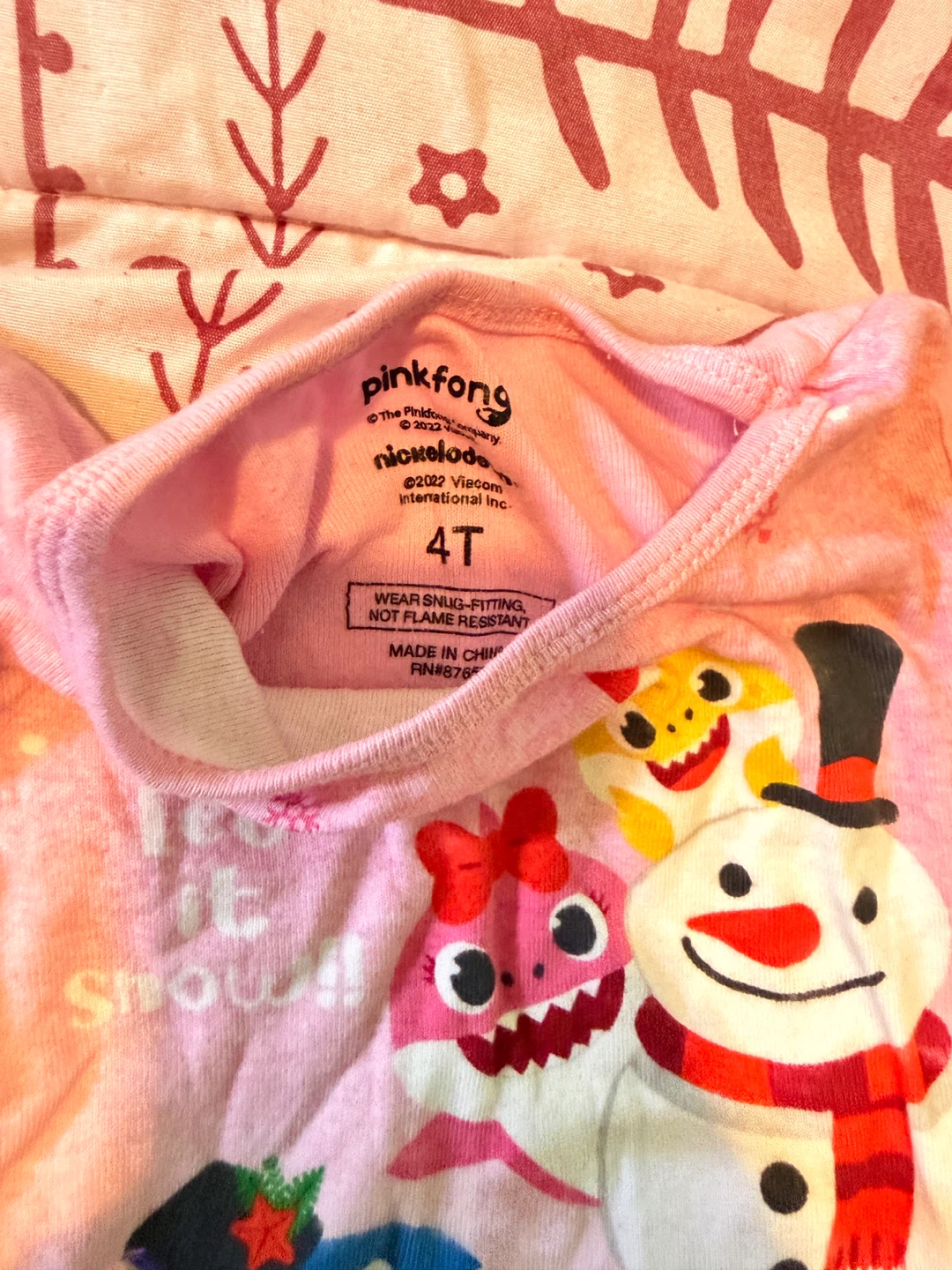Pinkfong Baby Shark Pajama Set - 4T - photo 2
