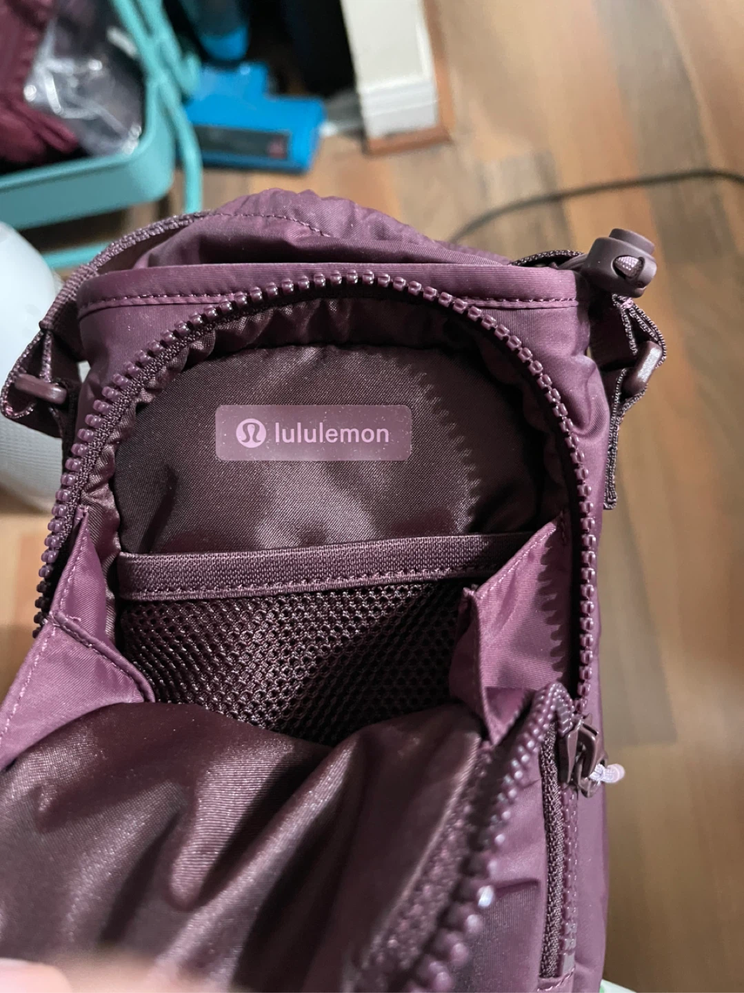 Lululemon crossbody bag - photo 2