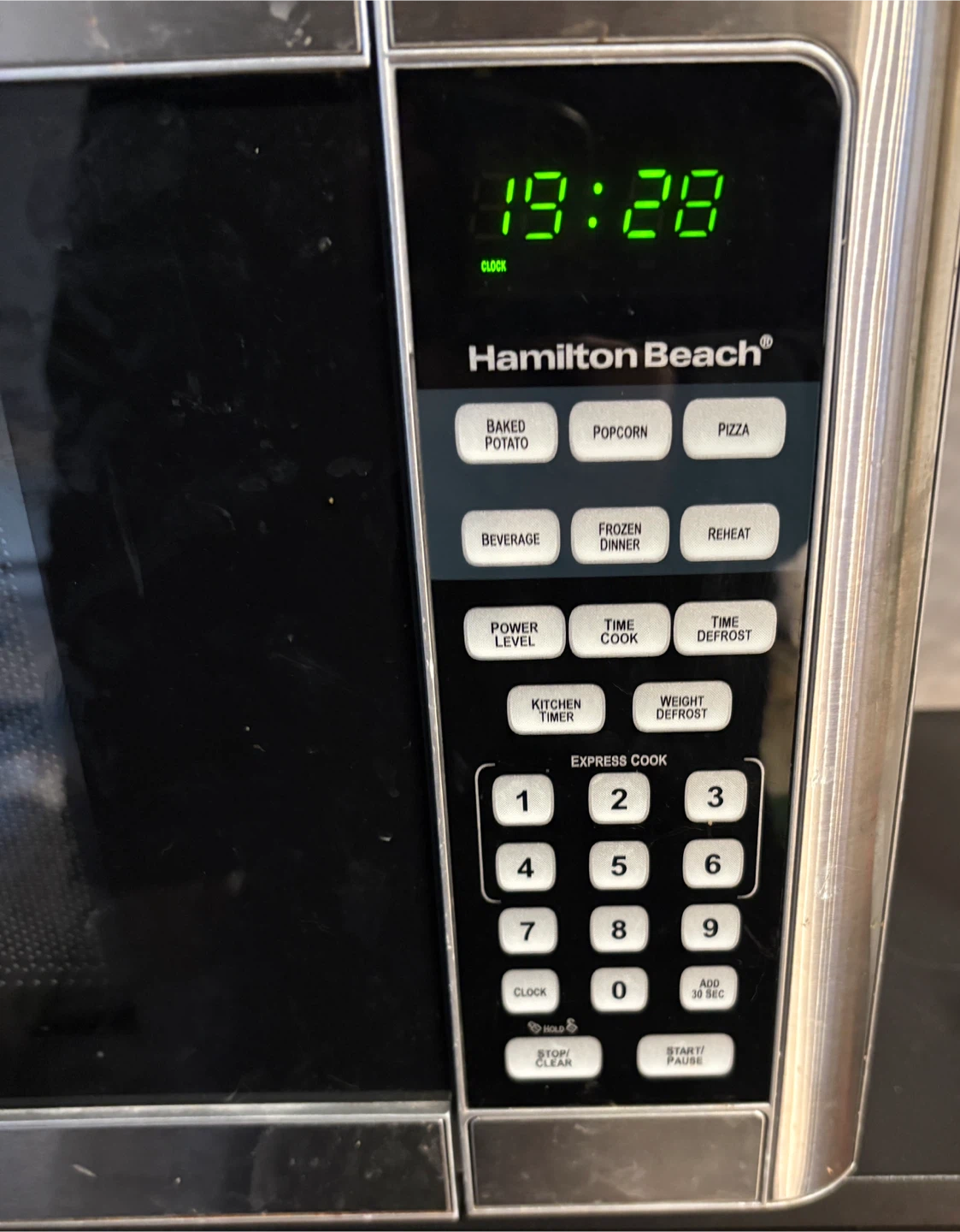 Hamilton Beach Microwave Oven - photo 3