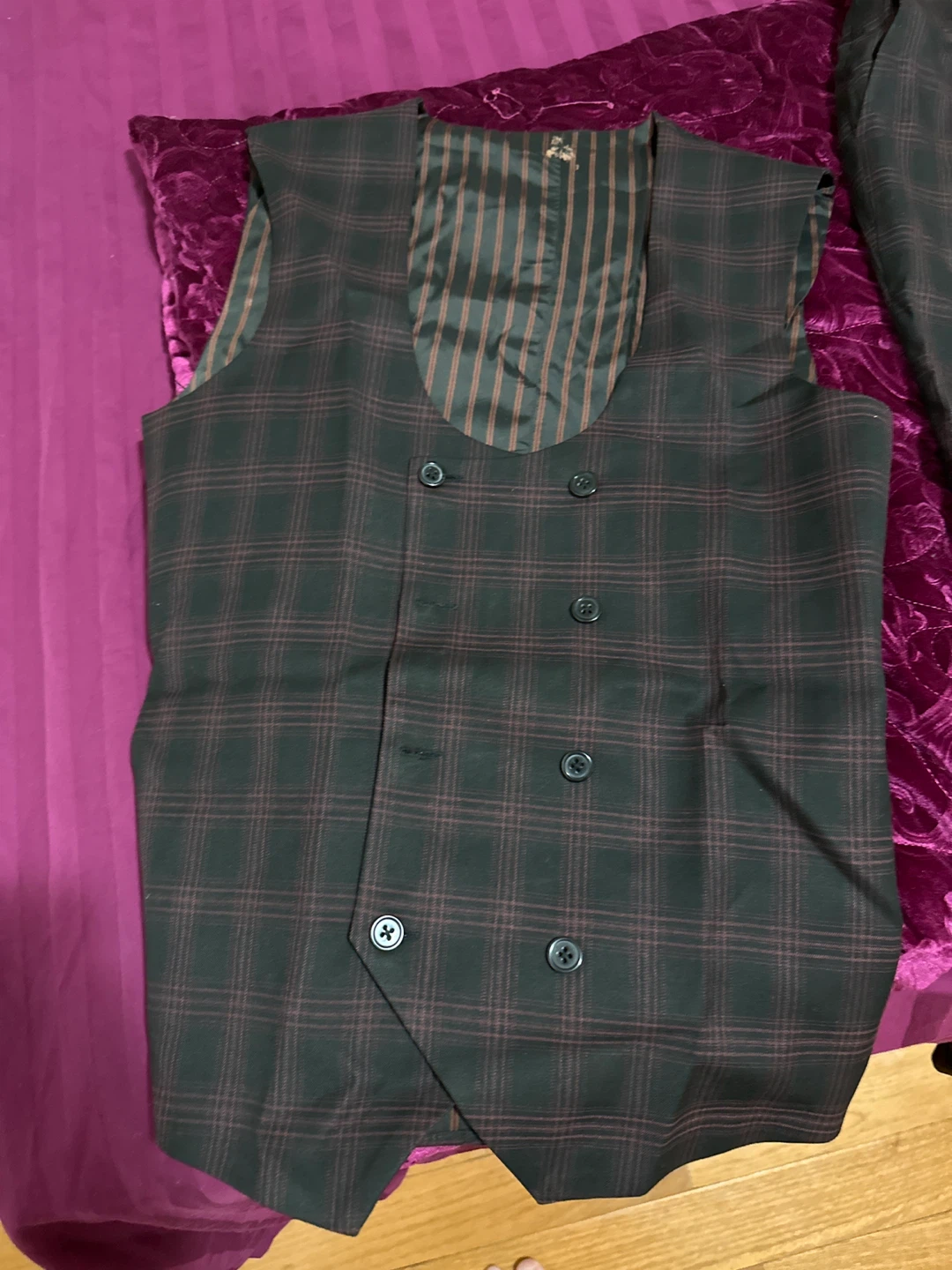 Men's Plaid Suit - Jacket, Vest, and Pants - photo 5