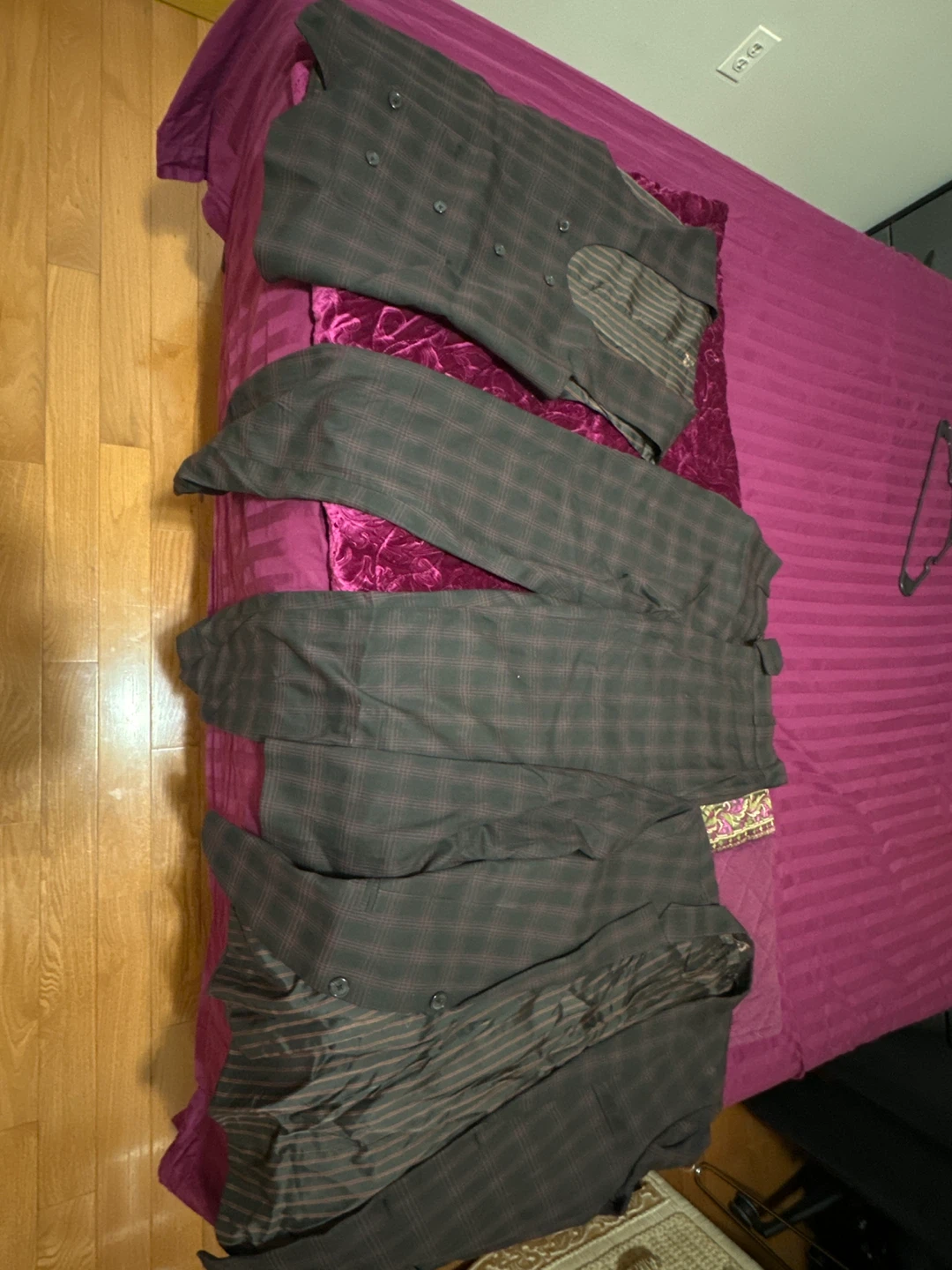 Men's Plaid Suit - Jacket, Vest, and Pants