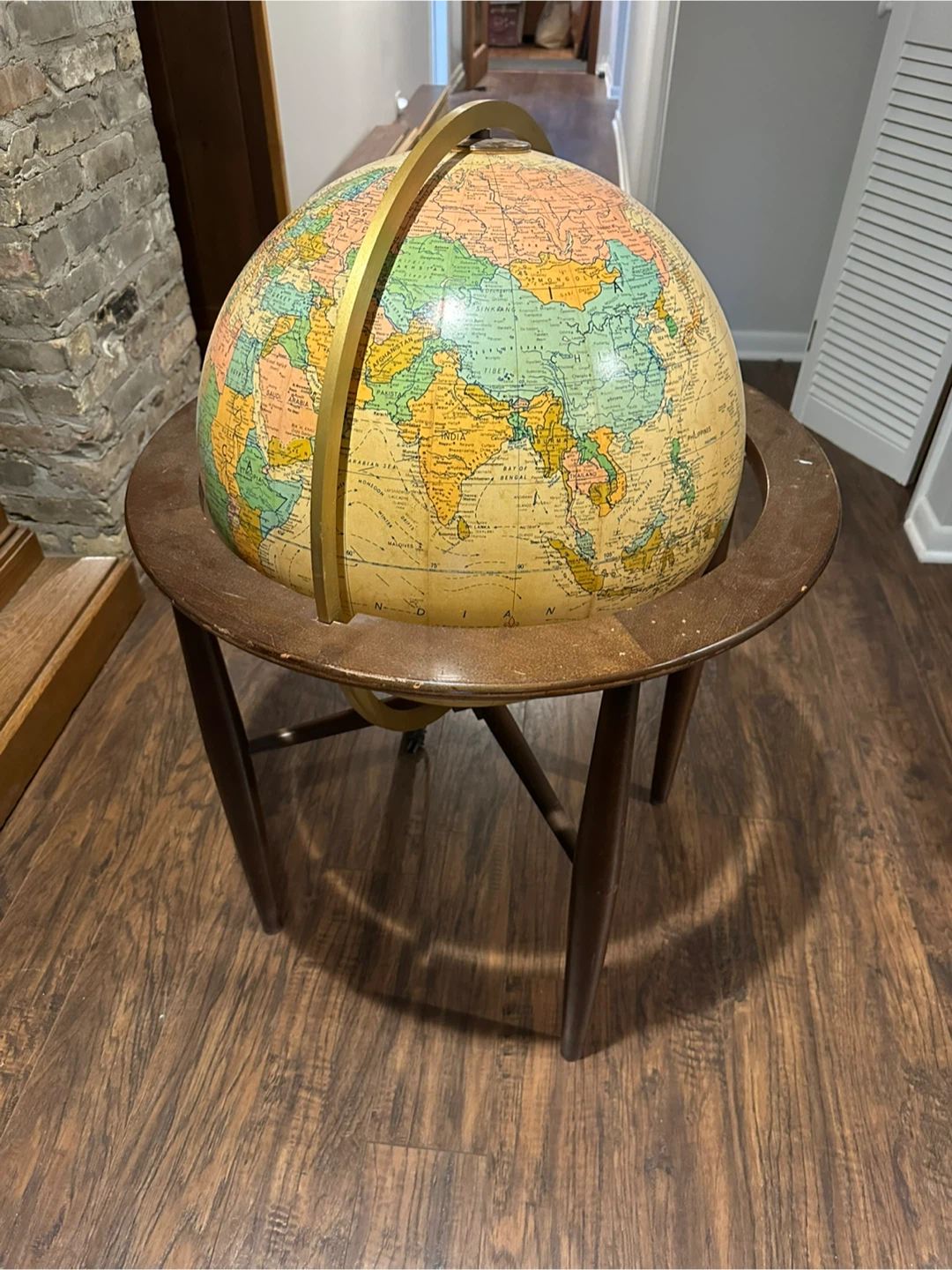 Illuminated Globe on Stand
