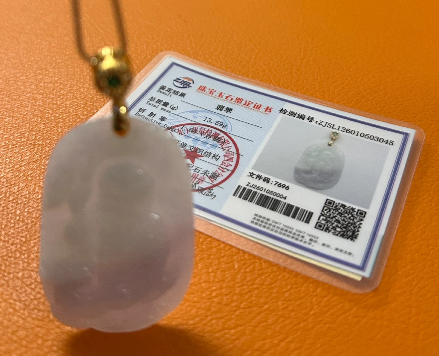 Jadeite Pendant 925 Gold Toned Silver Necklace - photo 3