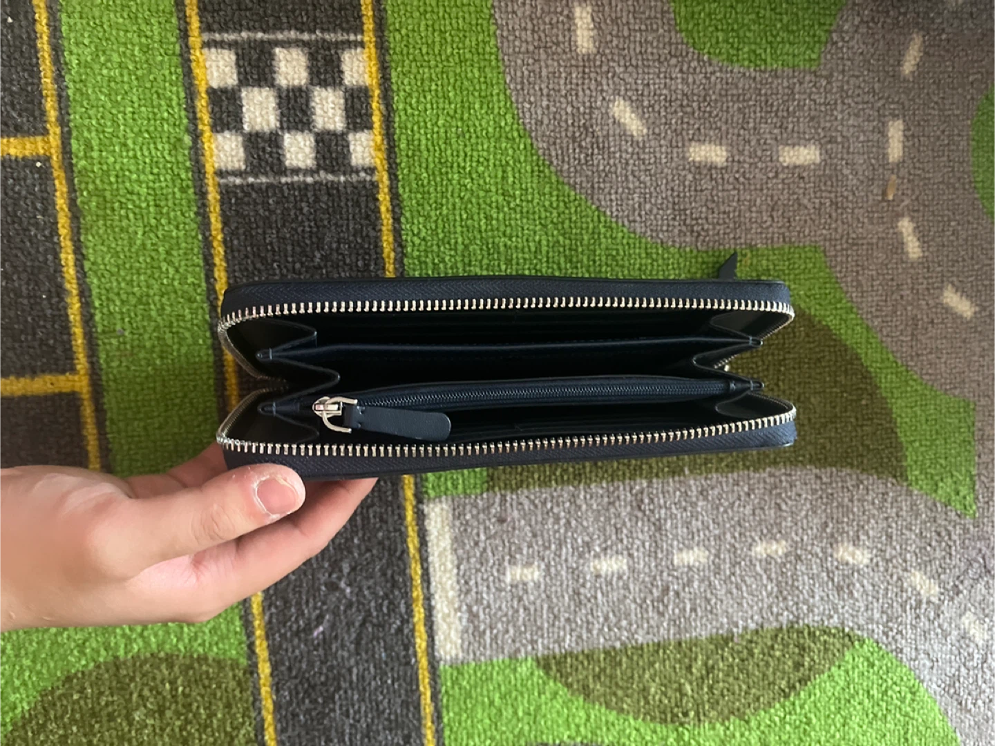 Kate Spade New York Daisy Zip Around Wallet - photo 3