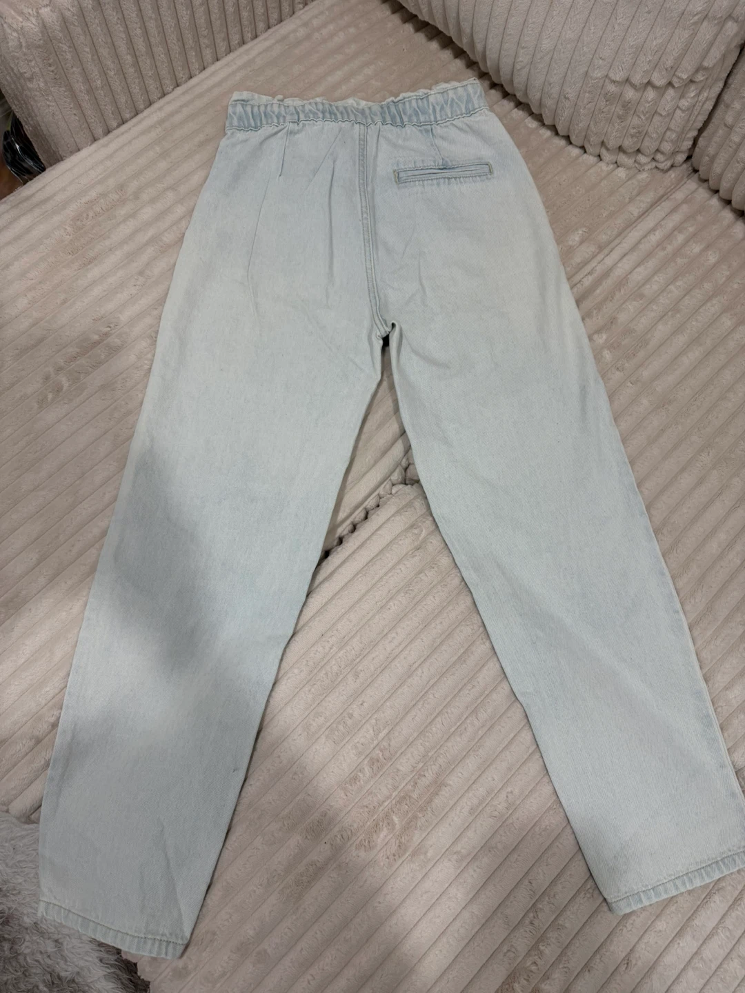 Light Wash High Waisted Jeans - photo 2