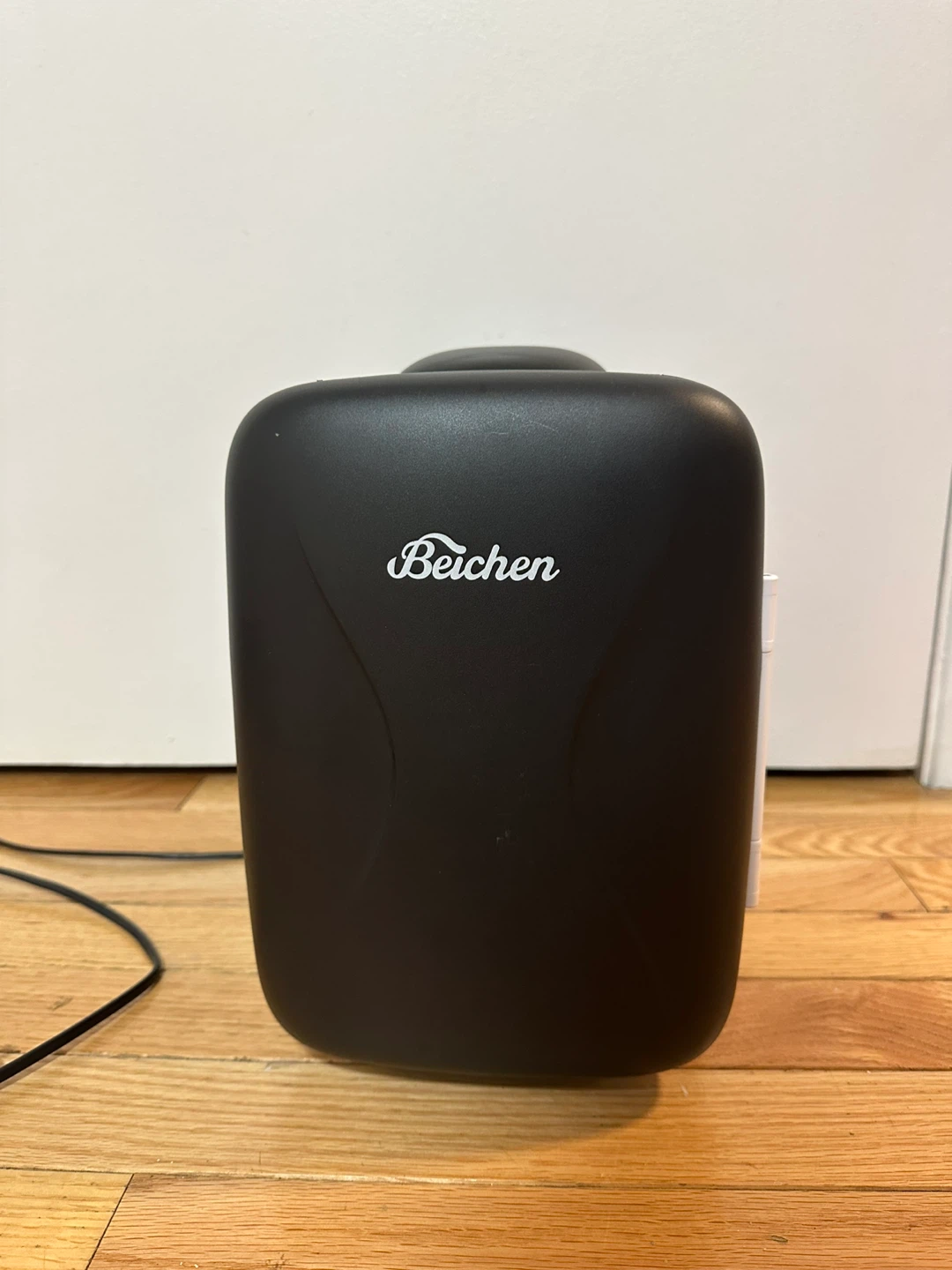 Beichen Thermoelectric Cooler & Warmer Mini Fridge