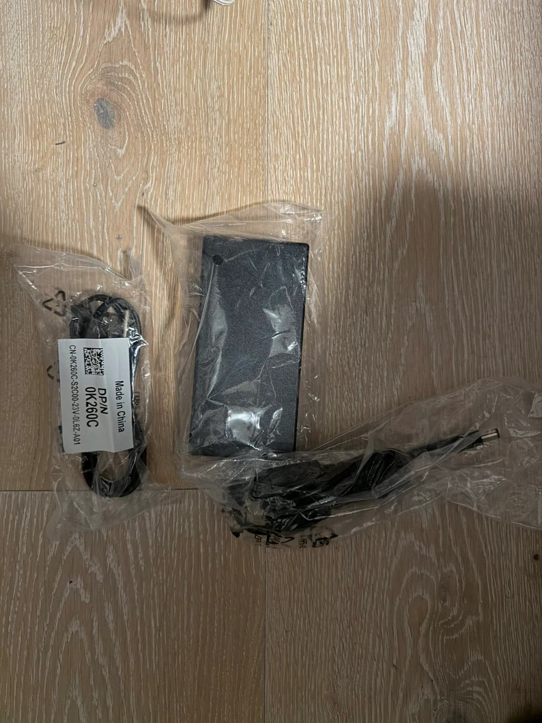 Dell 180W AC Power Adapter with Cables - photo 5