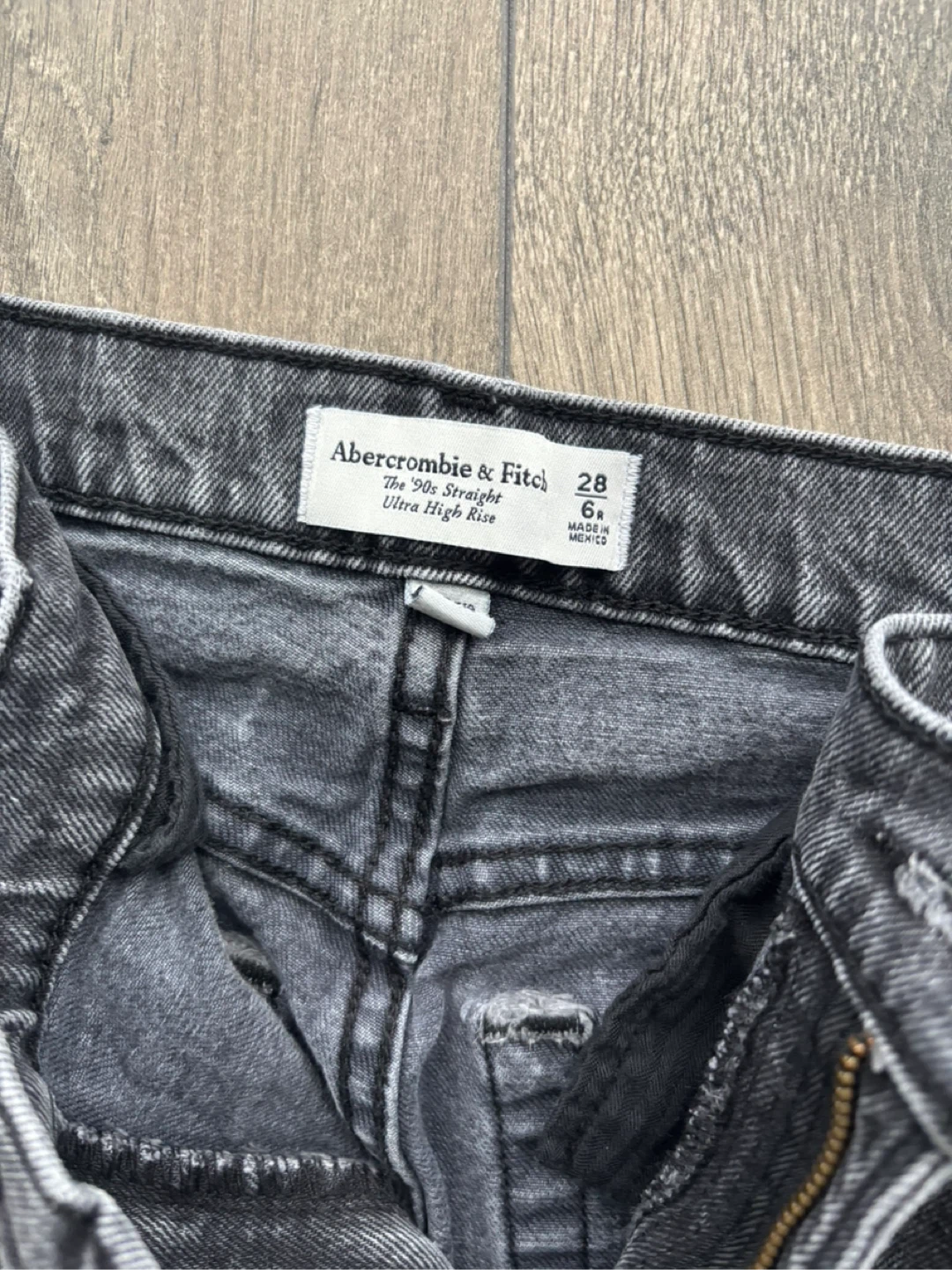 Abercrombie jeans - photo 2