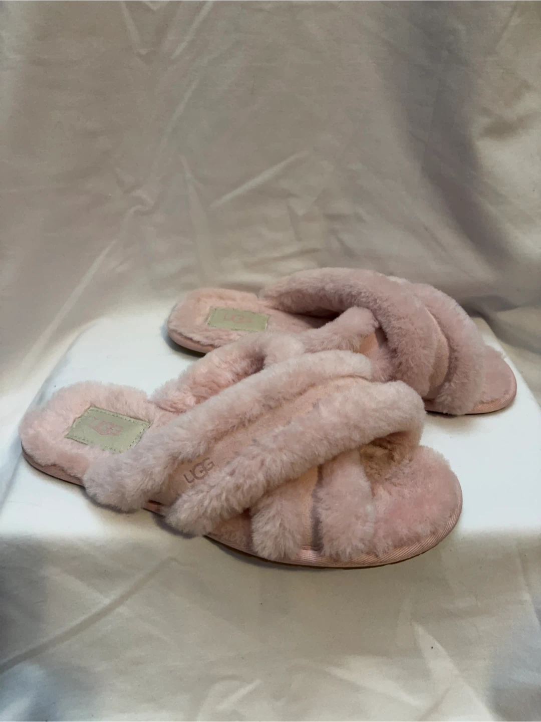UGG Scuffita slide slippers - Size 7 - photo 4