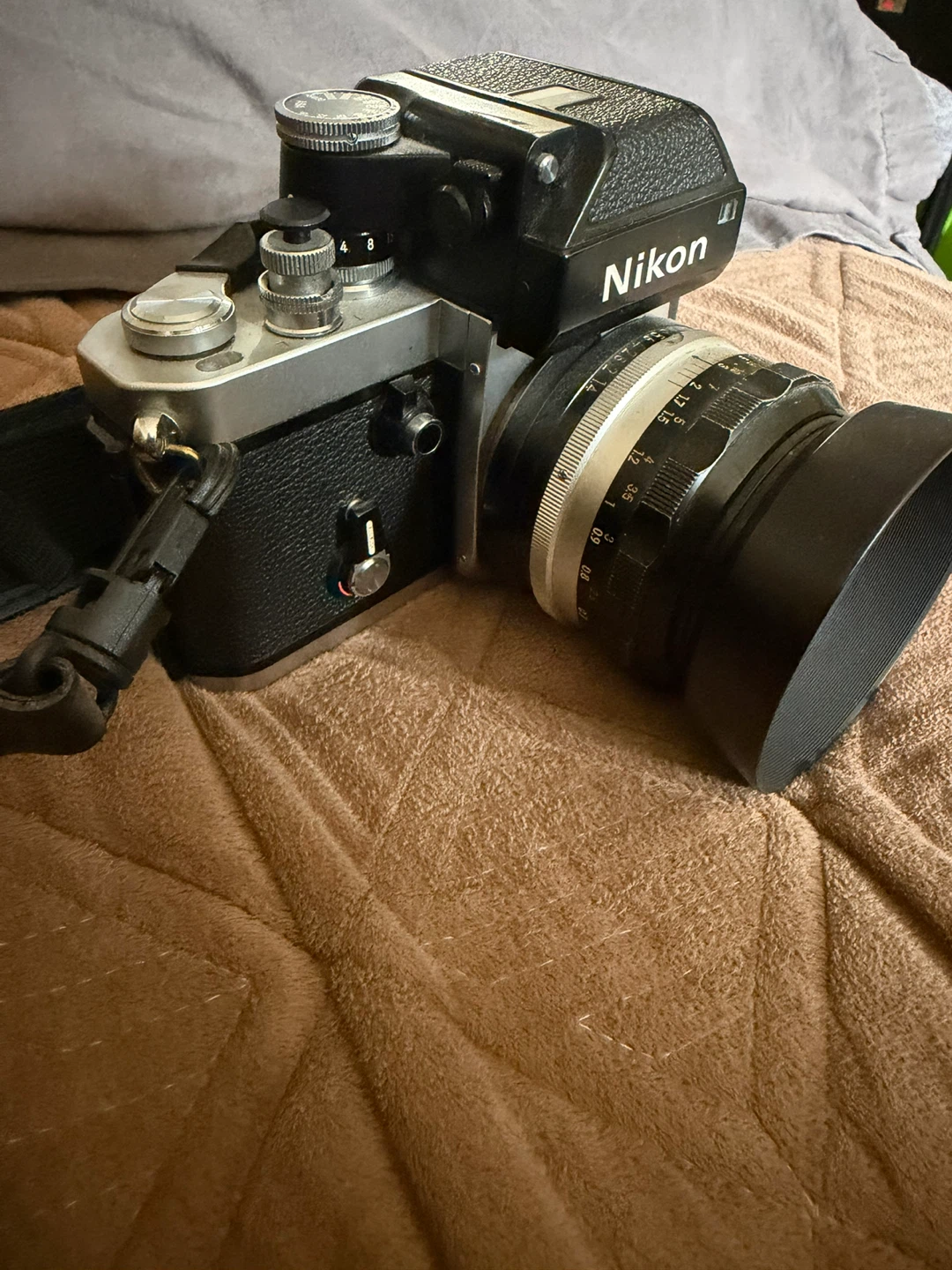 Nikon F2 35mm Film Camera with Nikon Nikkor 50mm f/1.4 Lens - photo 4