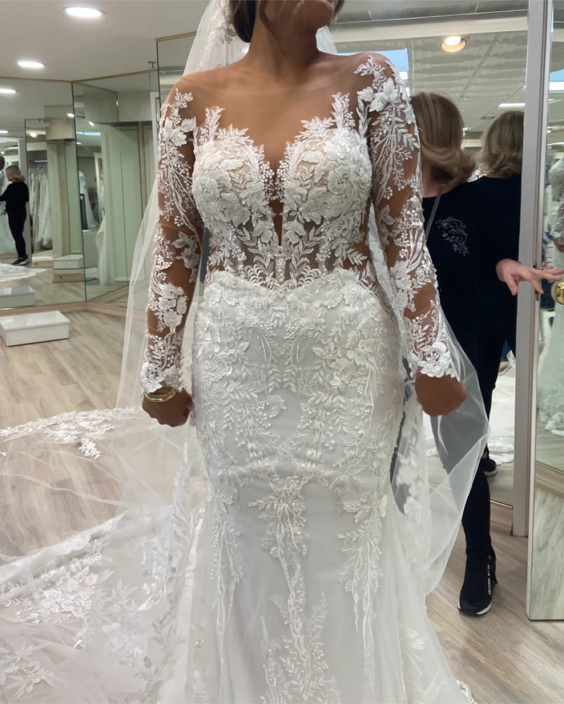 Wedding dress - photo 5