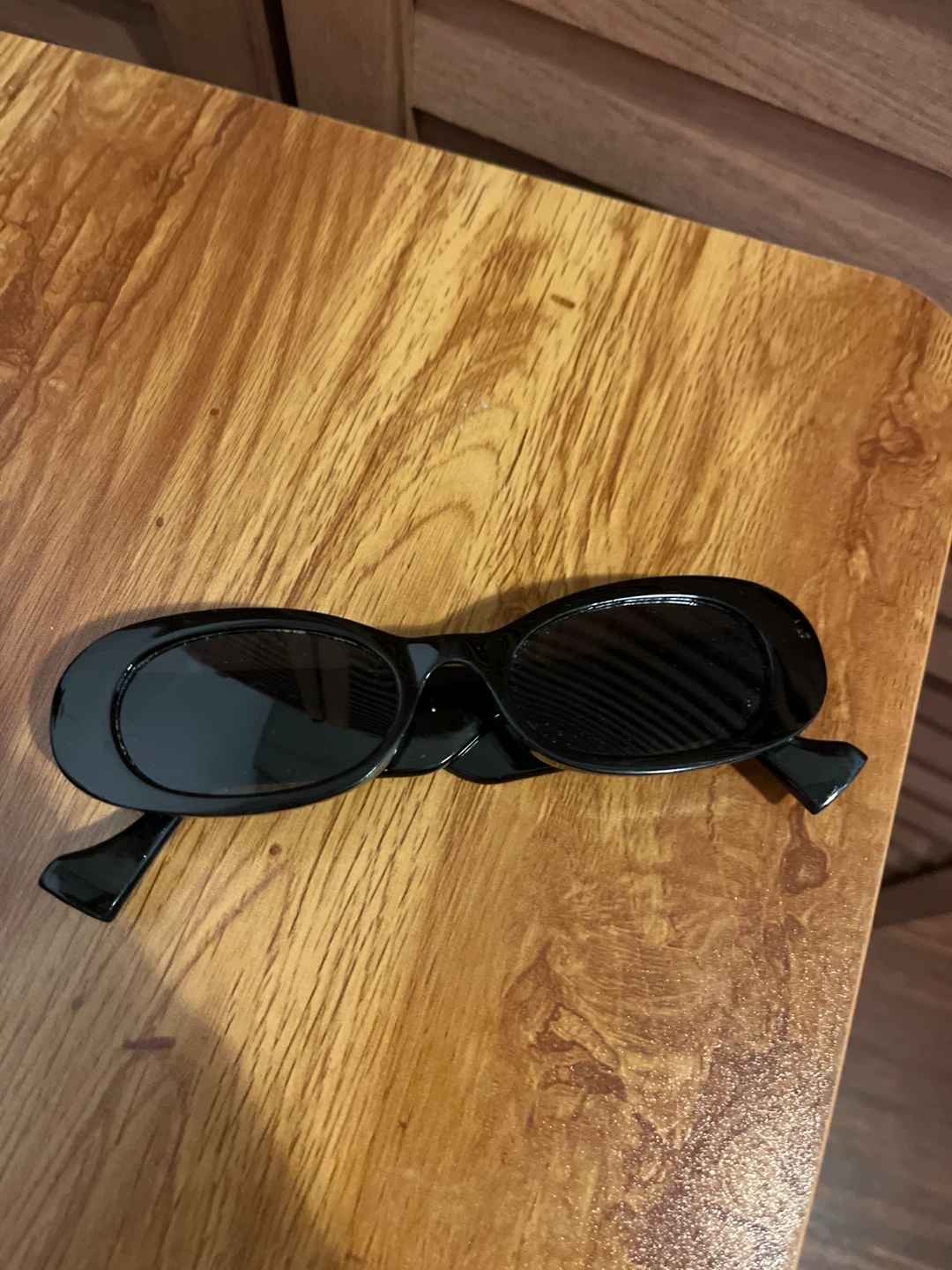 Black Oval Sunglasses - photo 3