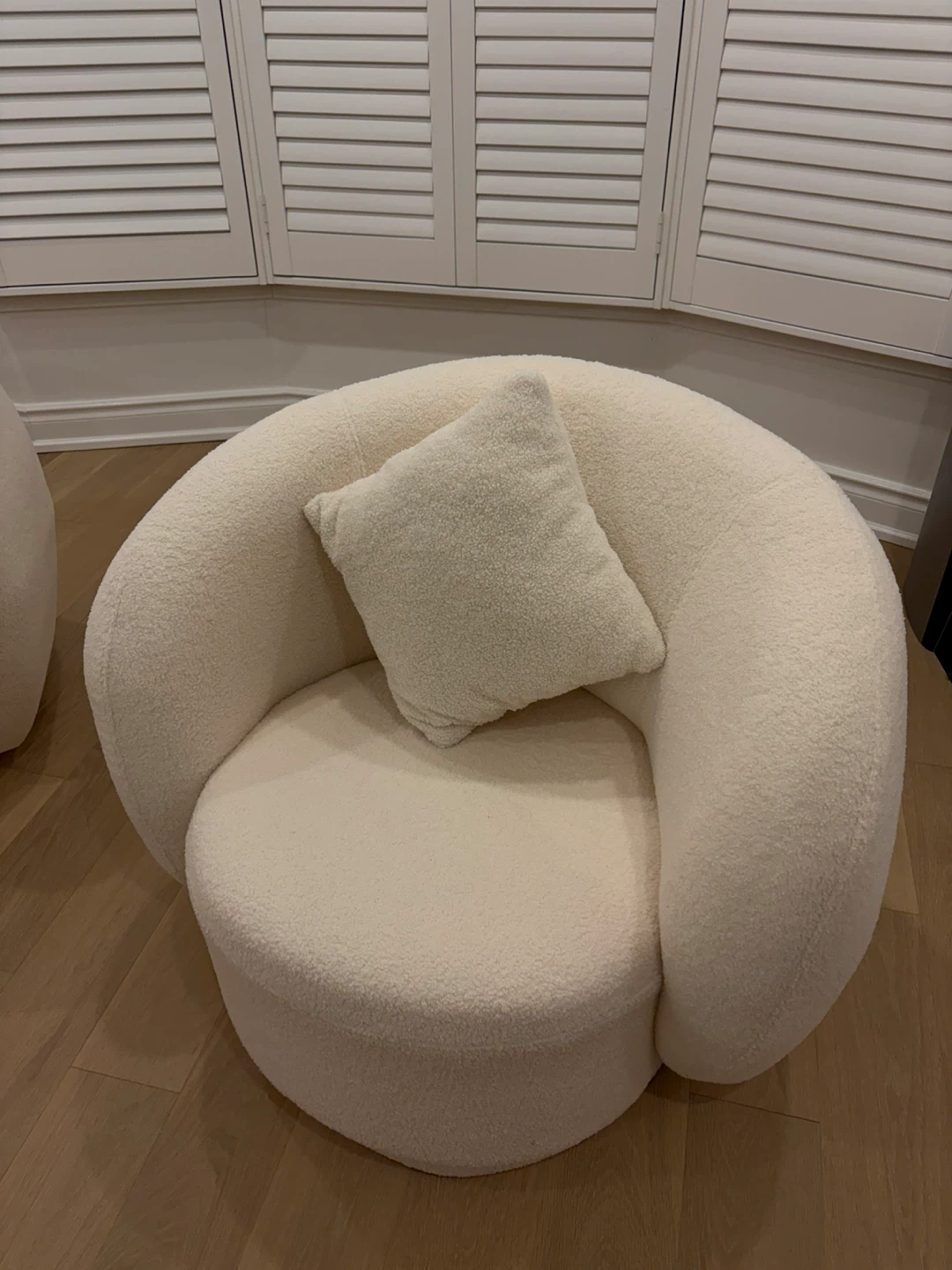 Cream Boucle Accent Chair with Pillow