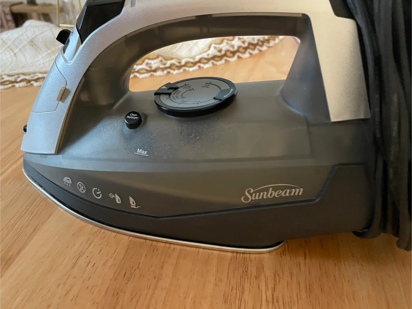 Sunbeam Steam Iron
