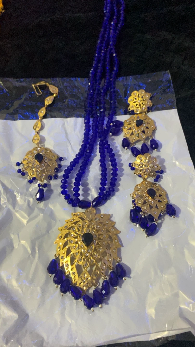 Gold Tone Necklace and Earrings Set with Blue Beads - photo 2