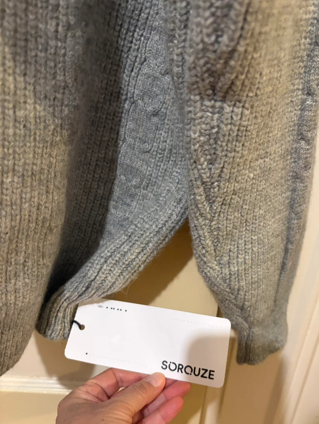 SORQUZE Grey Cable Knit Toggle Hooded Cardigan - photo 3
