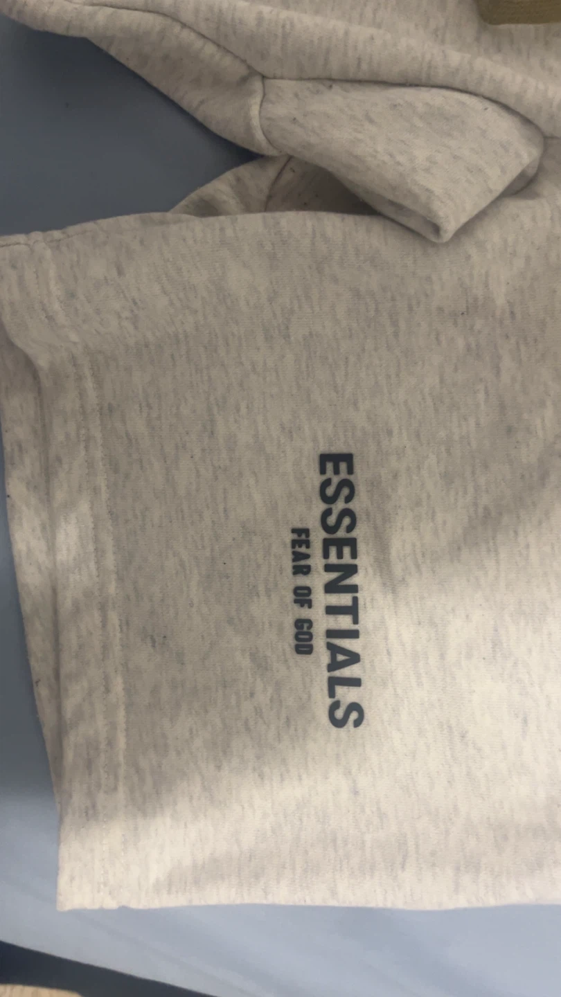 Fear of God Essentials Sweatshorts - photo 4