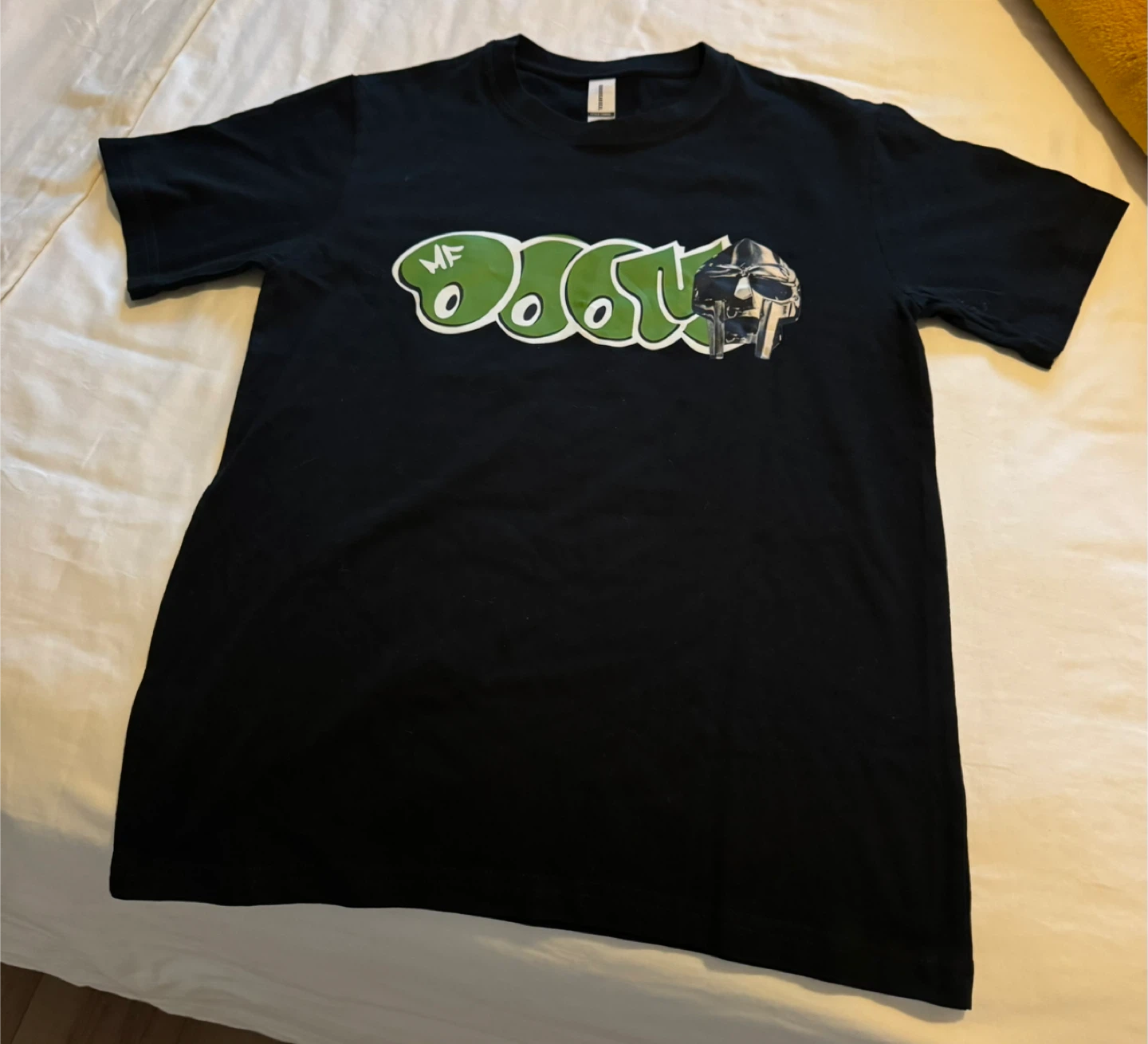 #FREE T-Shirt (Size Small)