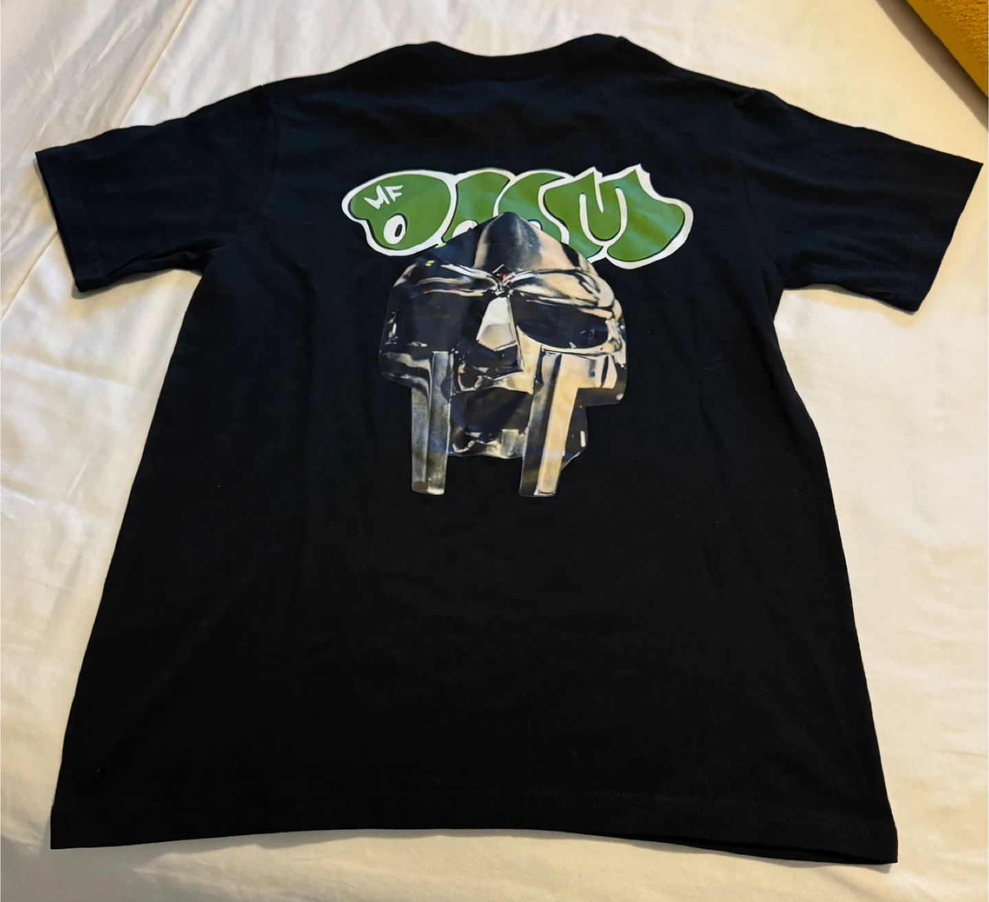 #FREE T-Shirt (Size Small) - photo 2