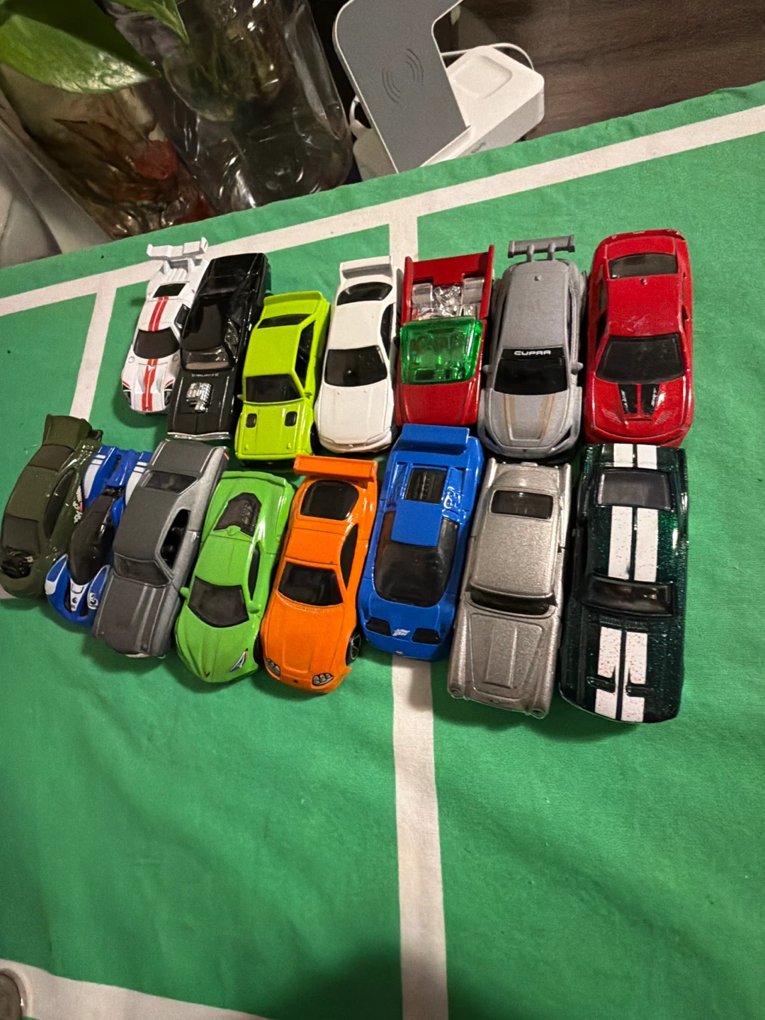 Hot Wheels Toy Cars - Lot of 12 - photo 2