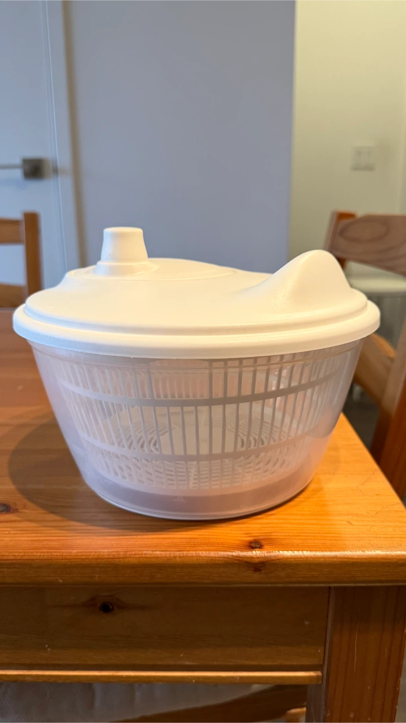 White Salad Spinner