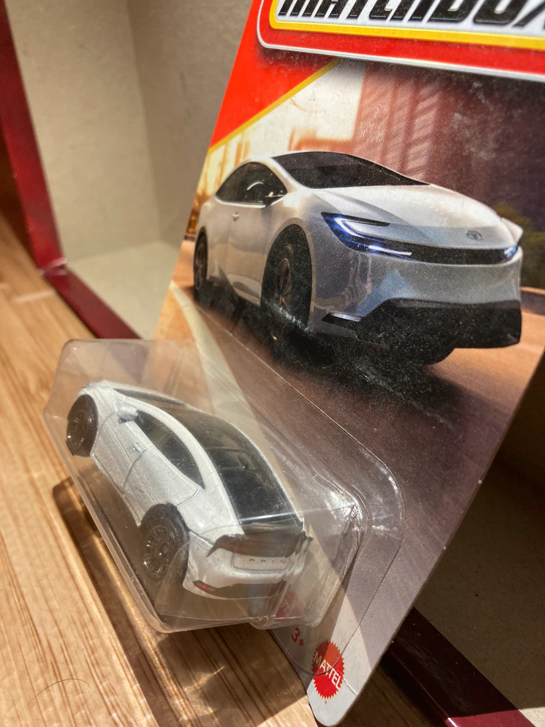 Matchbox / 2023 Toyota Prius Prime / White - photo 3